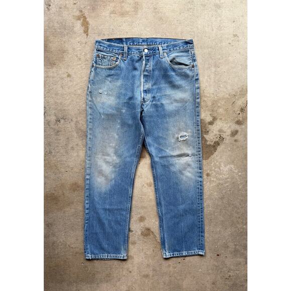 Vintage 90s Levi's 501 ButtonFly Distressed Straight Leg Denim Jeans Size 34x30 - Picture 2 of 8